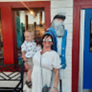 Meet your Posher, Mandy